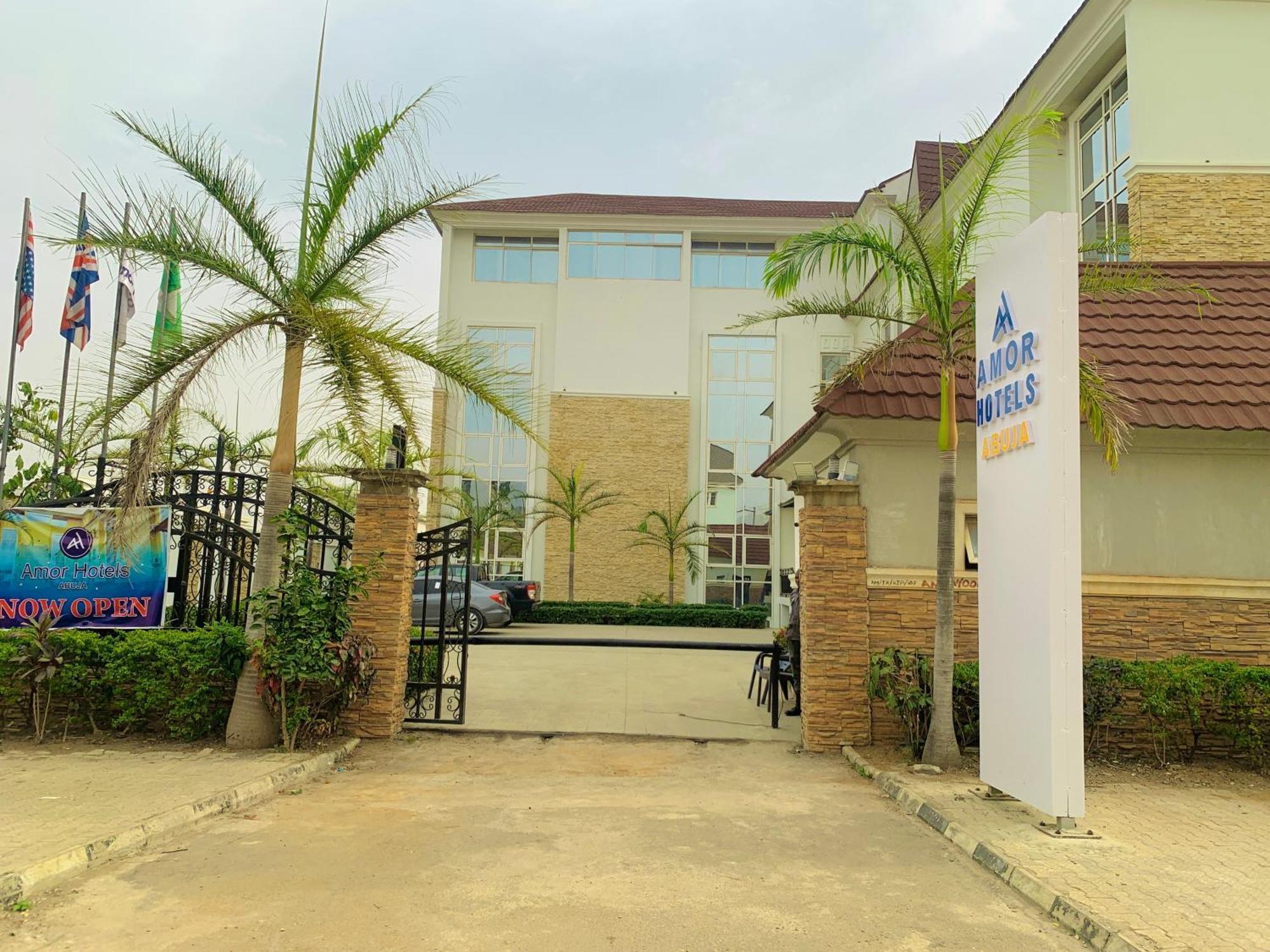 Amor Hotels Abuja Esterno foto