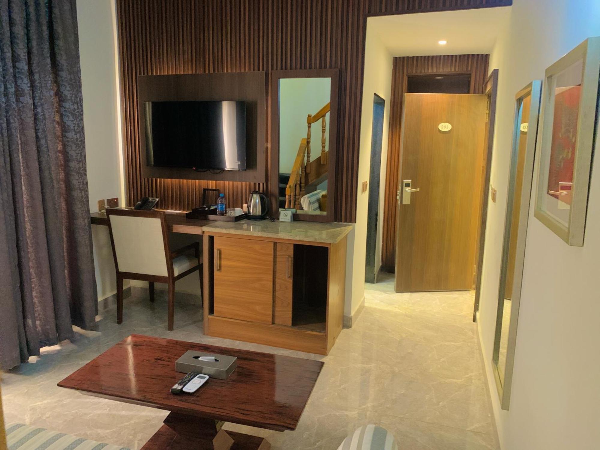 Amor Hotels Abuja Esterno foto