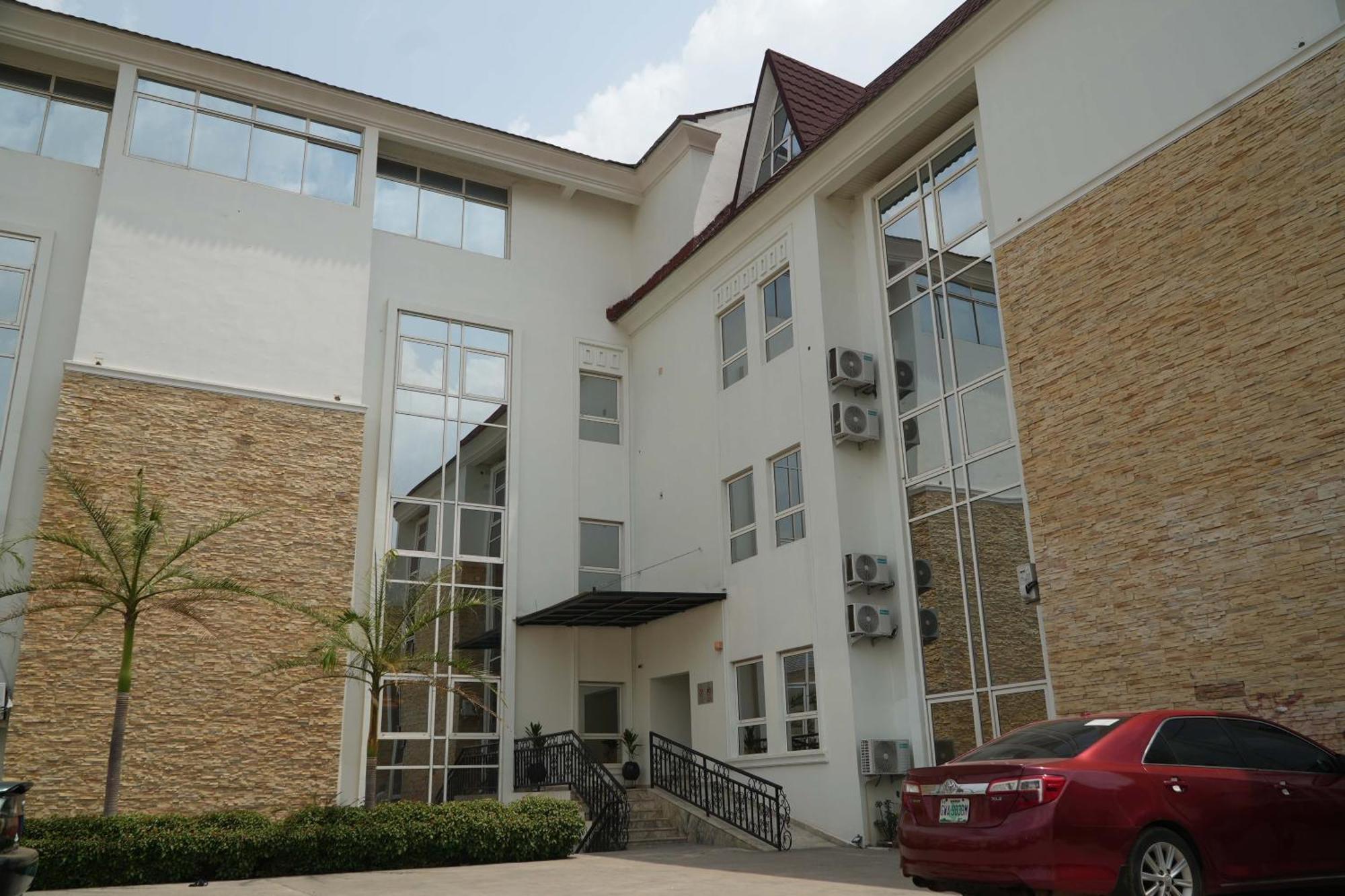 Amor Hotels Abuja Esterno foto